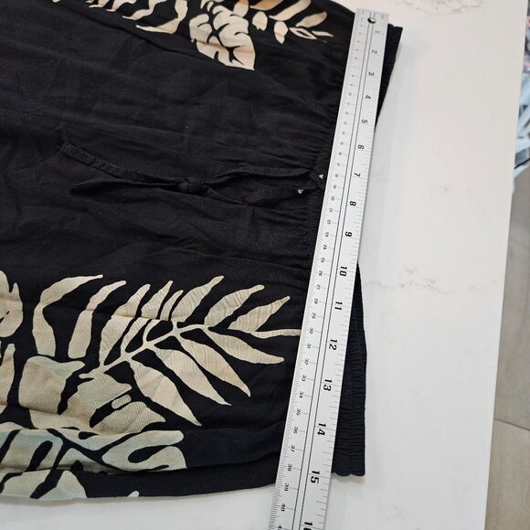 Soft Surroundings Pants Medium Black Leaf Print Red Trim Pullon Wide Leg - Picture 8 of 10